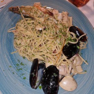 Primi Piatti - Spaghetti Allo Scoglio