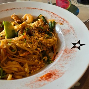 Phad Thai de Mariscos