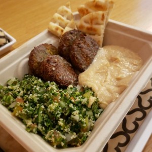 Falafel platter