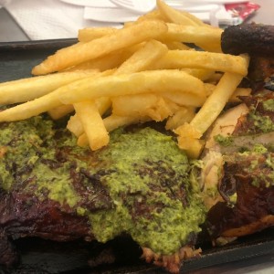 Chicken with chimichurri sauce 