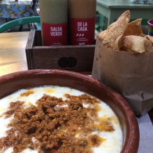 Queso fundido