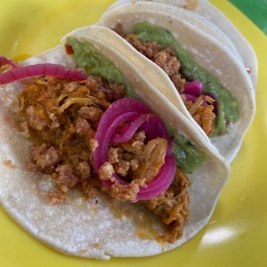 Tacos Tropicales - Carnitas