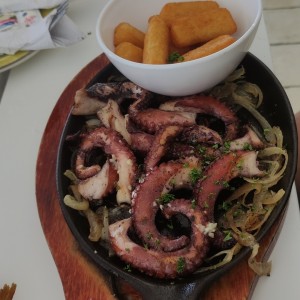 pulpo al grill