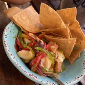 Ceviche de pulpo con mango