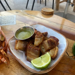 Chicharrones de la casa