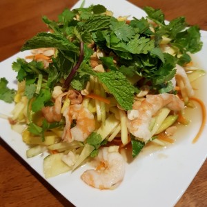 Ensalada de Mango con Camarones