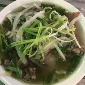 Pho de Carnes Mixtas