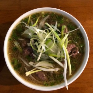 pho de res salteada