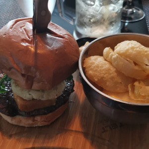 pachos hamburguesa y anillos cebolla