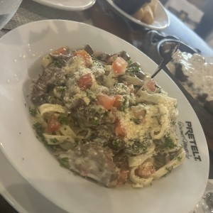 PASTAS - STEAK FETUCCINI