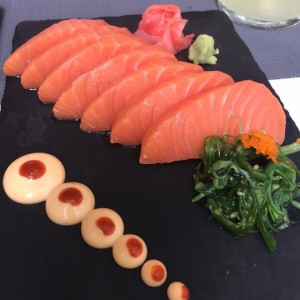 sashimi de salmon