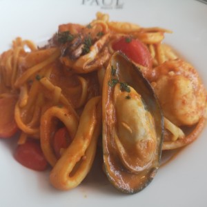 Linguini fruto del mar