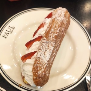 Eclair de fresa