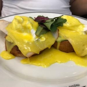 Eggs Benedict