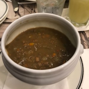 sopa de lentejas