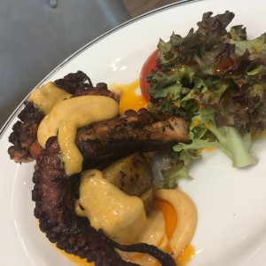 pulpo al grill