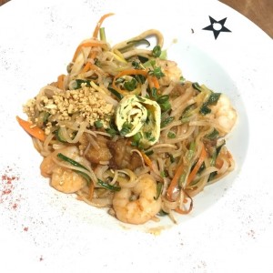 Pad thai de mariscos