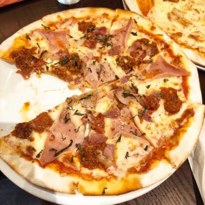 Pizzas - Carnivora