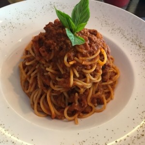 spaguetti a la bolognesa