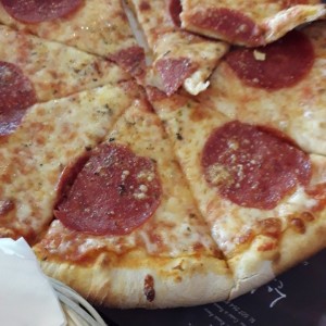 pizza pepperoni