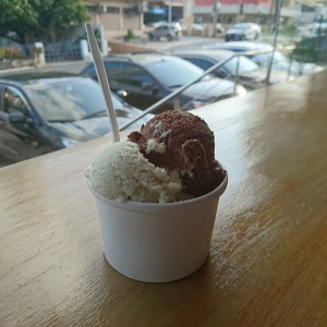 Helado de Chocolate y Capuchino