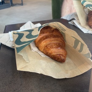 Duo Starbucks - Duo Butter Croissant