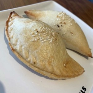 Duo Starbucks - Duo Empanada Carne