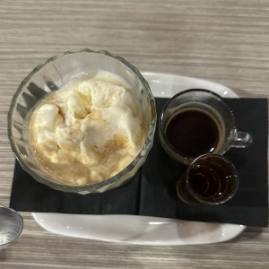 Affogato al caffe