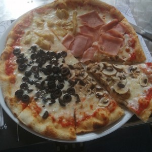 Pizza cuatro estaciones 