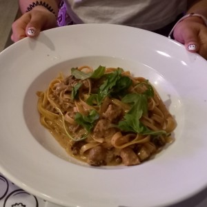 Fettucinne  salciccia porcini