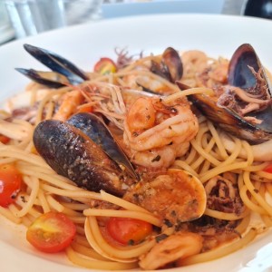 spaghetti allo scoglio