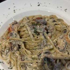 Fettuccine Gamberi e Porcini