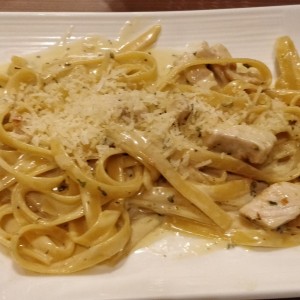 Fettuccine Alfredo