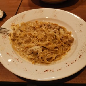 Fettuccine Salciccia e Porcino