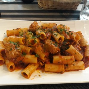 Pasta - Rigatoni ragu napoletano