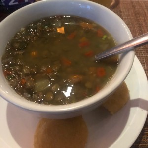 sopa de lenteja