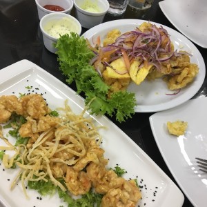 camarones al spice y jalea de mariscos