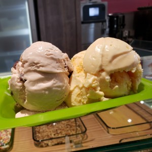 helado de brownie y peach