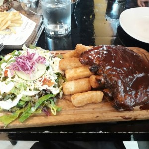 Platos Fuertes - Costillas borrachas