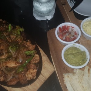 Platos Fuertes - Fajitas (2 Personas) Mixta