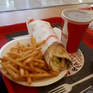 Shawarma mixto en combo