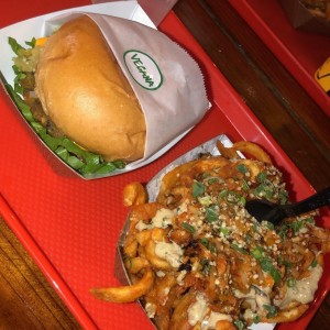 CheeseVurger & Kimchi Fries