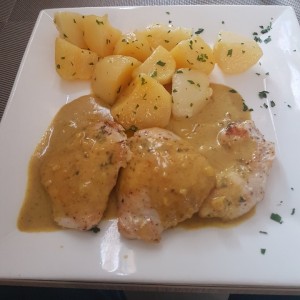 medallones de pollo al curry