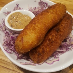 croquetas de yuca con bacon y queso