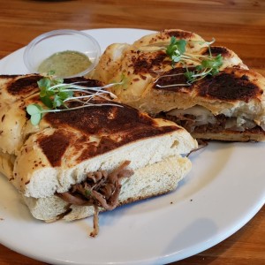 Vaca frita en ciabatta 