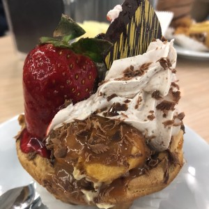 cesta de profiterol