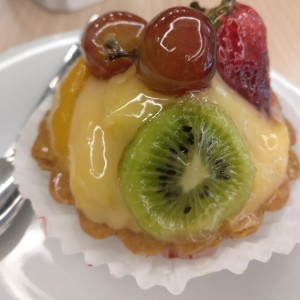 tartaleta de frutas con crema pastelera