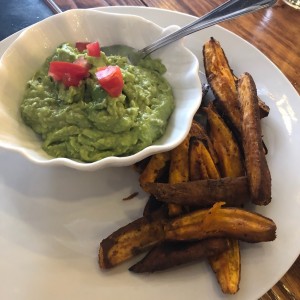 Guacamole con papa dulce 