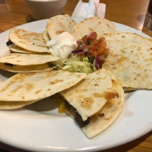 quesadillas de res