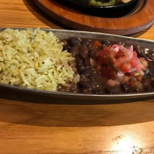 arroz y porotos (Cadillac)